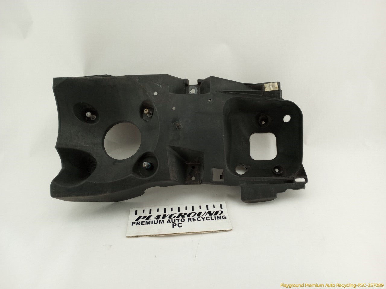 Hummer H3 Passenger Right Front Head Lamp Housing