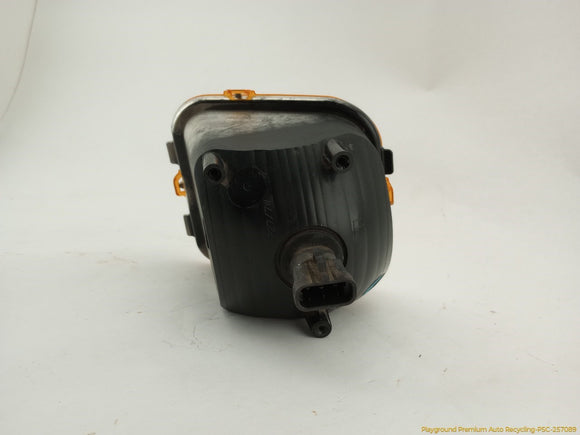 Hummer H3 Passenger Right Front Turn Signal Lamp