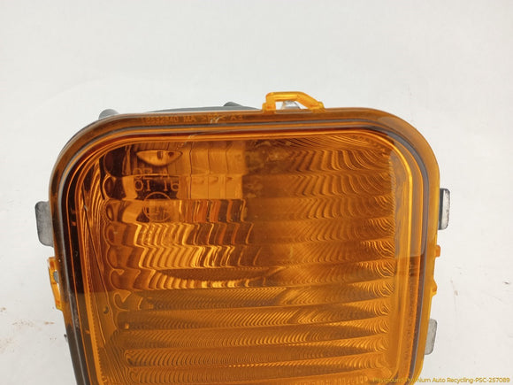 Hummer H3 Passenger Right Front Turn Signal Lamp