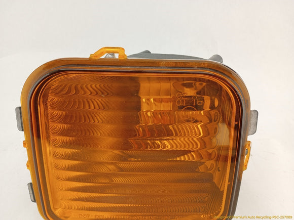 Hummer H3 Driver Left Front Turn Signal Lamp