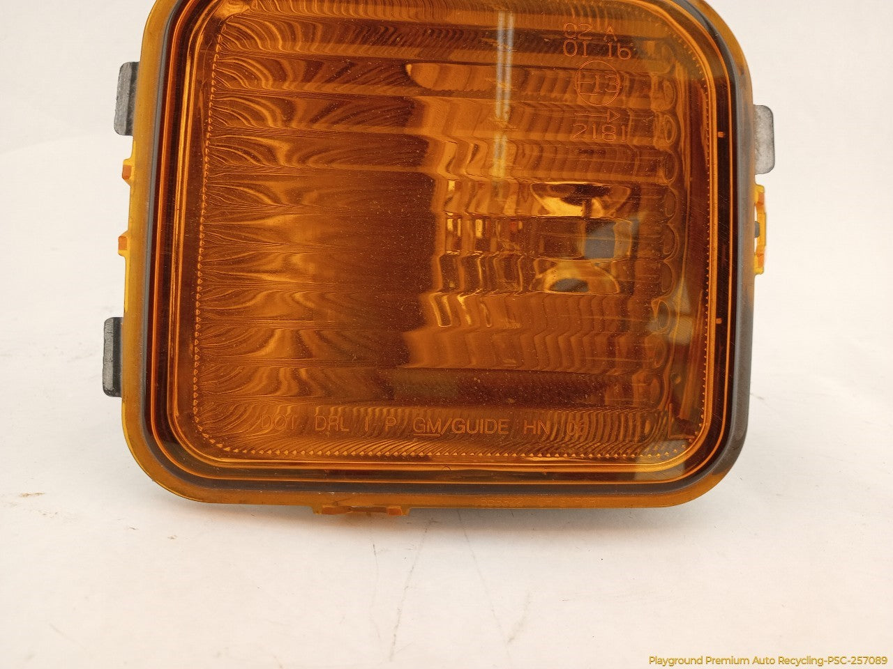 Hummer H3 Driver Left Front Turn Signal Lamp