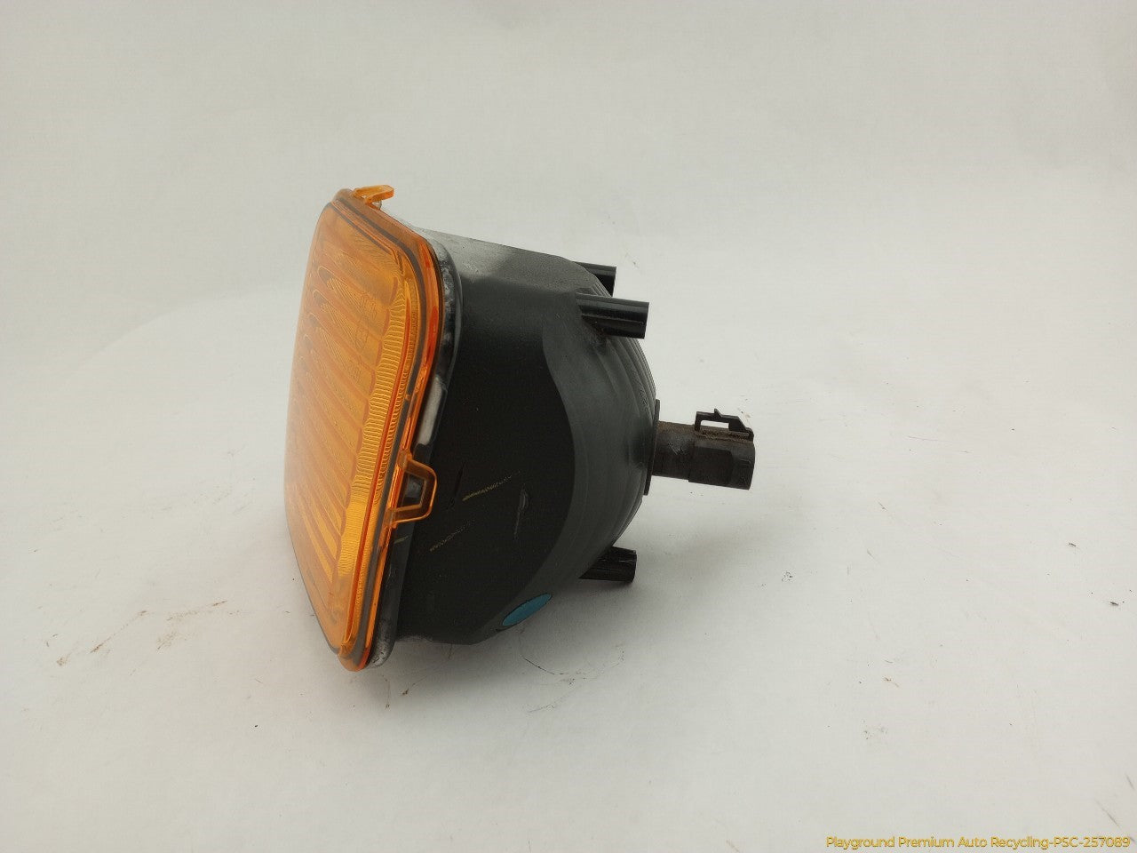 Hummer H3 Driver Left Front Turn Signal Lamp