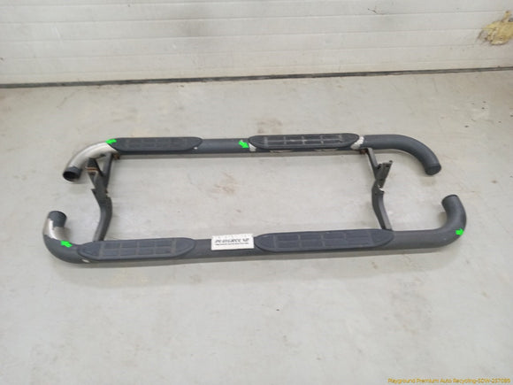Hummer H3 Pair Of Running Board Step Rails