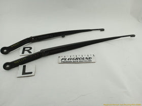 BMW 330XI Pair Of Windshield Wiper Arms