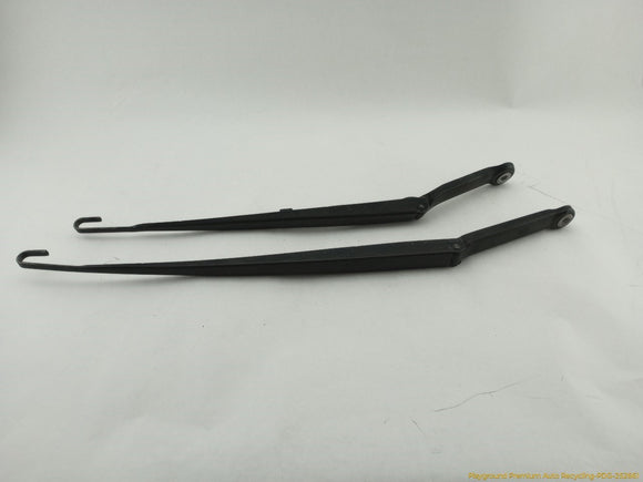 BMW 330XI Pair Of Windshield Wiper Arms