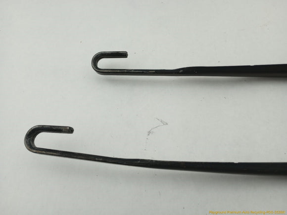 BMW 330XI Pair Of Windshield Wiper Arms