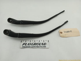 Hummer H3 Pair Of Windshield Wiper Arms