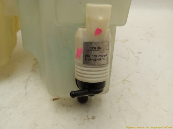 Hummer H3 Pair Of Coolant & Washer Fluid Reservoir