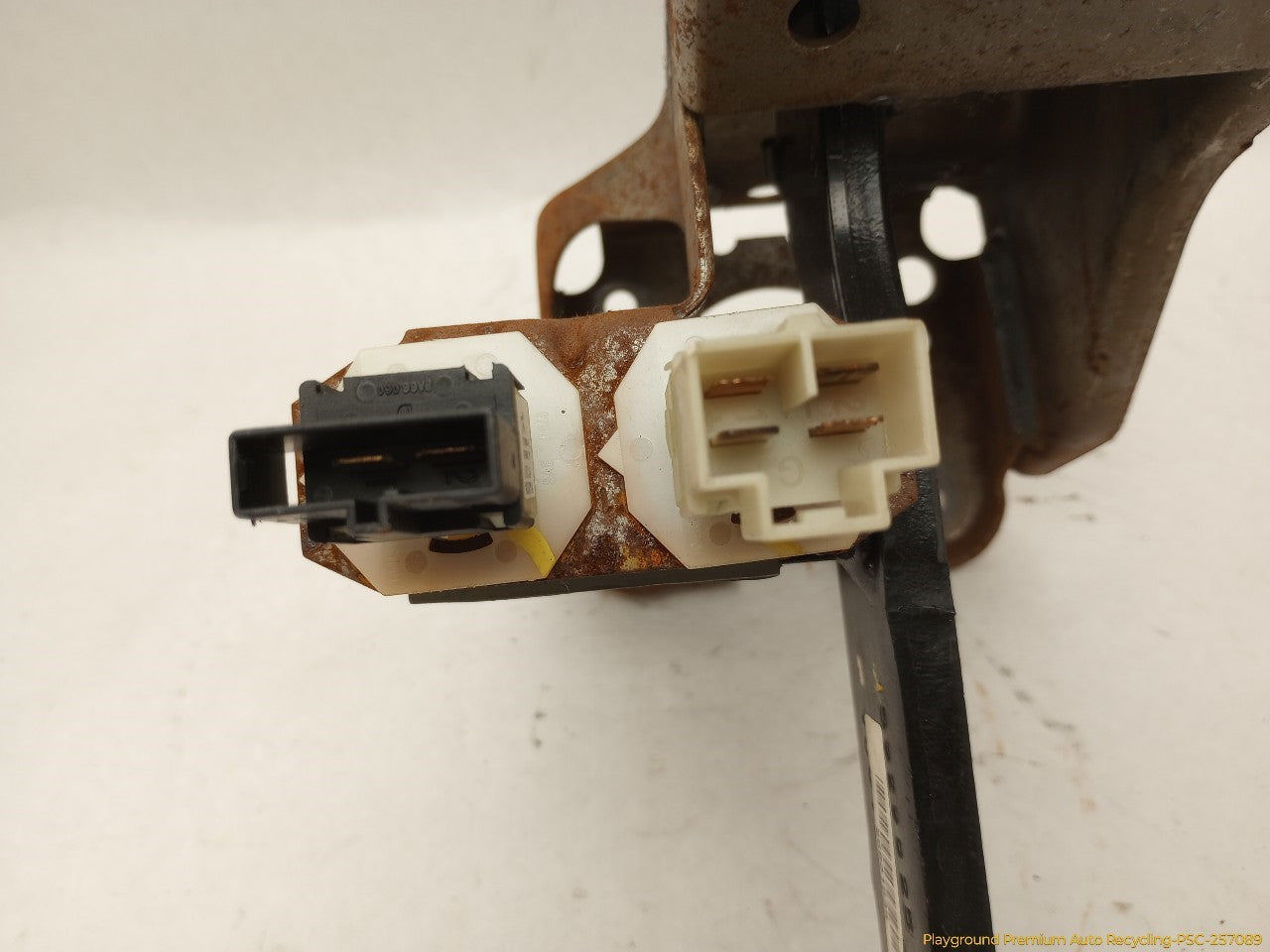 Hummer H3 Brake Pedal