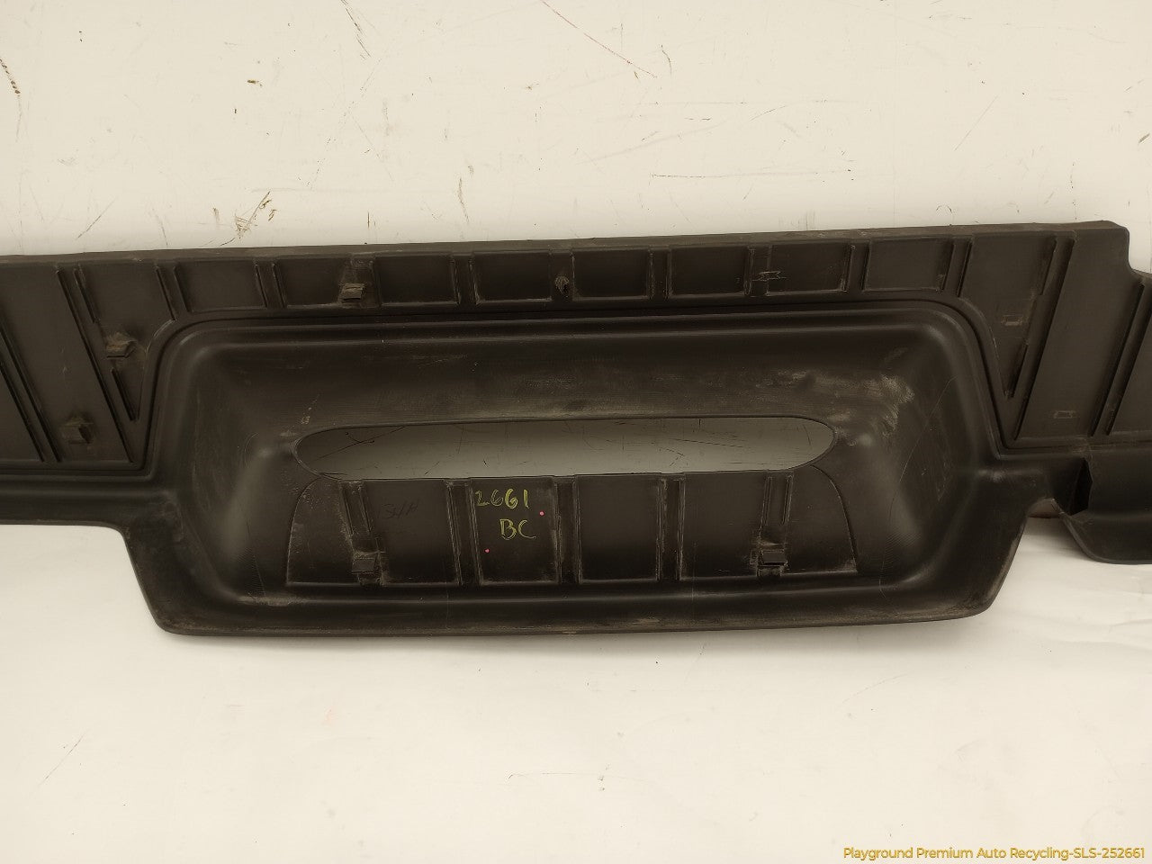 Hummer H3 Rear Bumper Plastic Cover