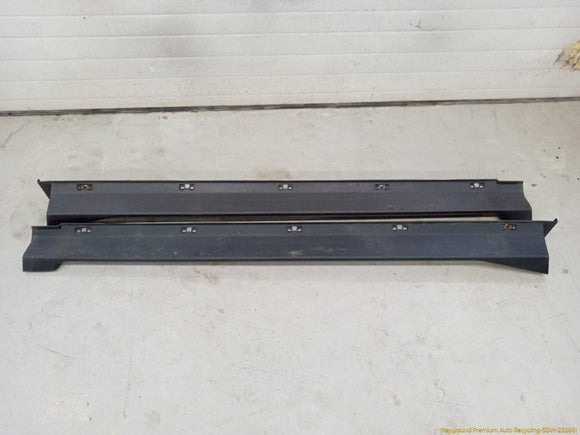 Hummer H3 Pair Of Rocker Panel Side Skirts