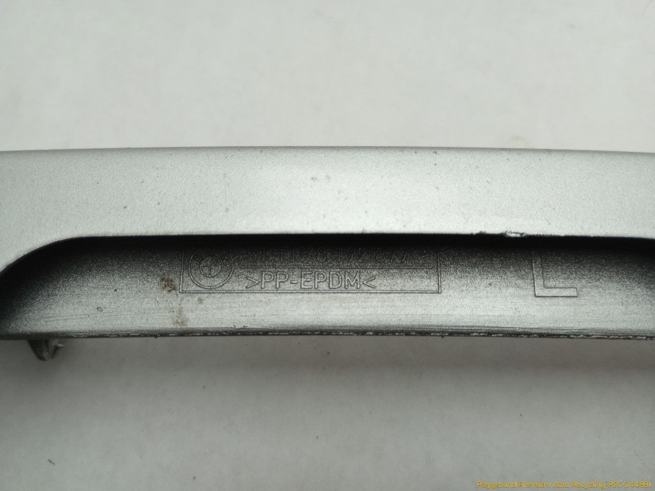 BMW 330XI Pair Of Front Bumper Lower Grille Grid