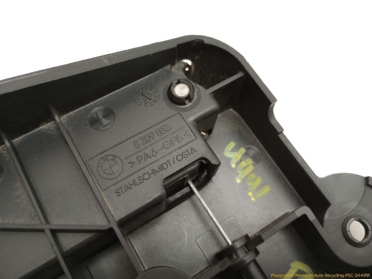 BMW 330XI Pair Of Rear Seat Frame Base Lock Latch
