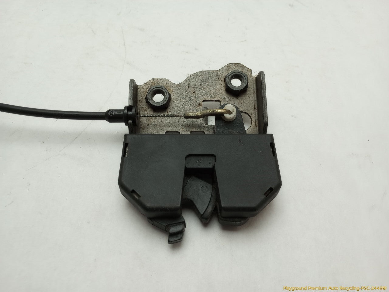 BMW 330XI Pair Of Rear Seat Frame Base Lock Latch