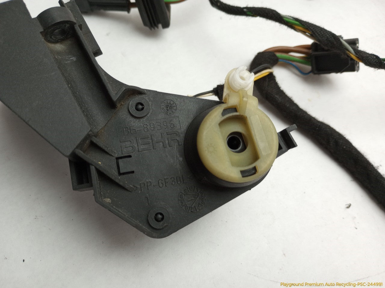 BMW 330XI Set Of 5 HVAC Vent Flap Actuators