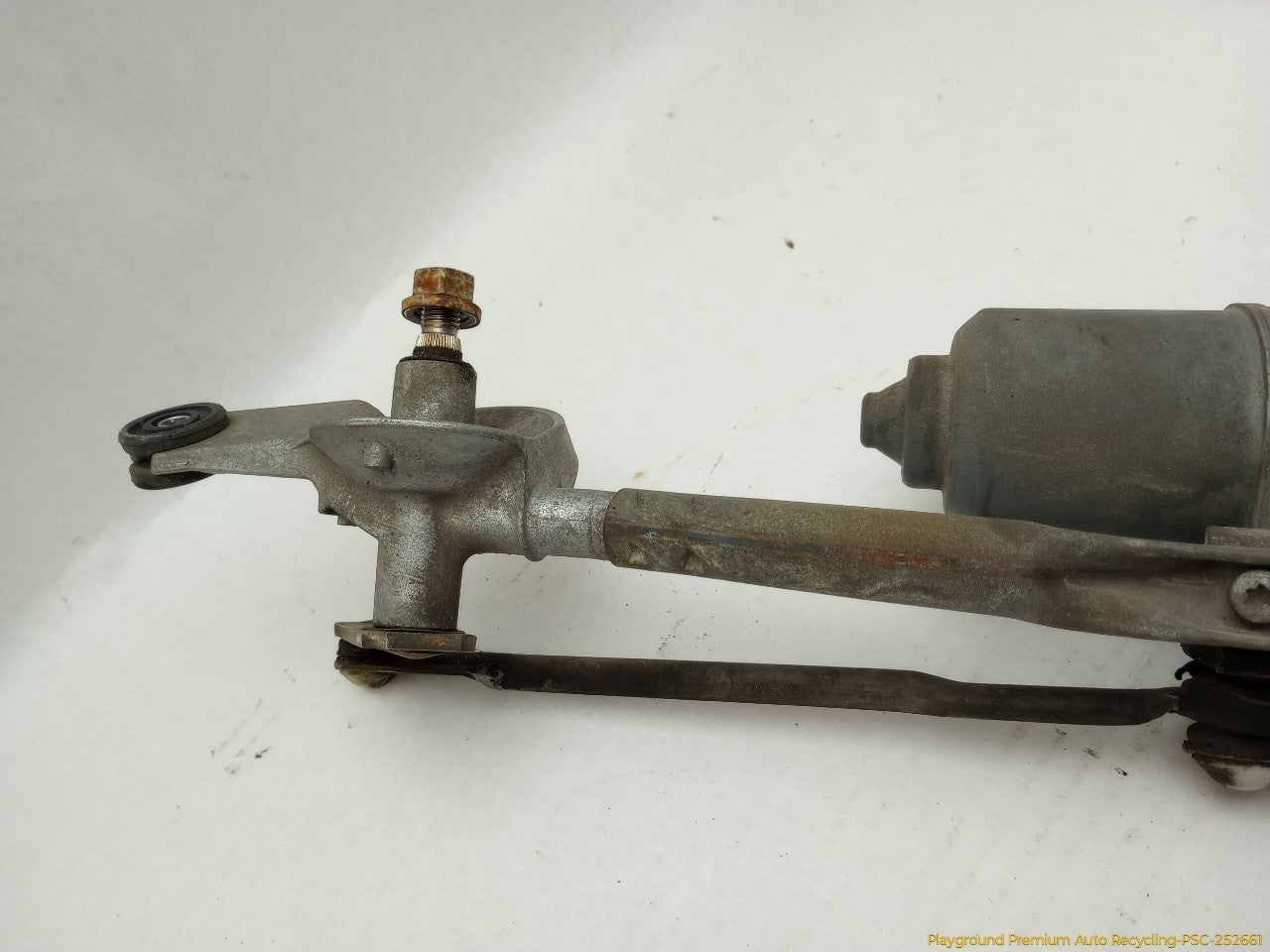 Hummer H3 Front Windshield Wiper Transmission & Motor