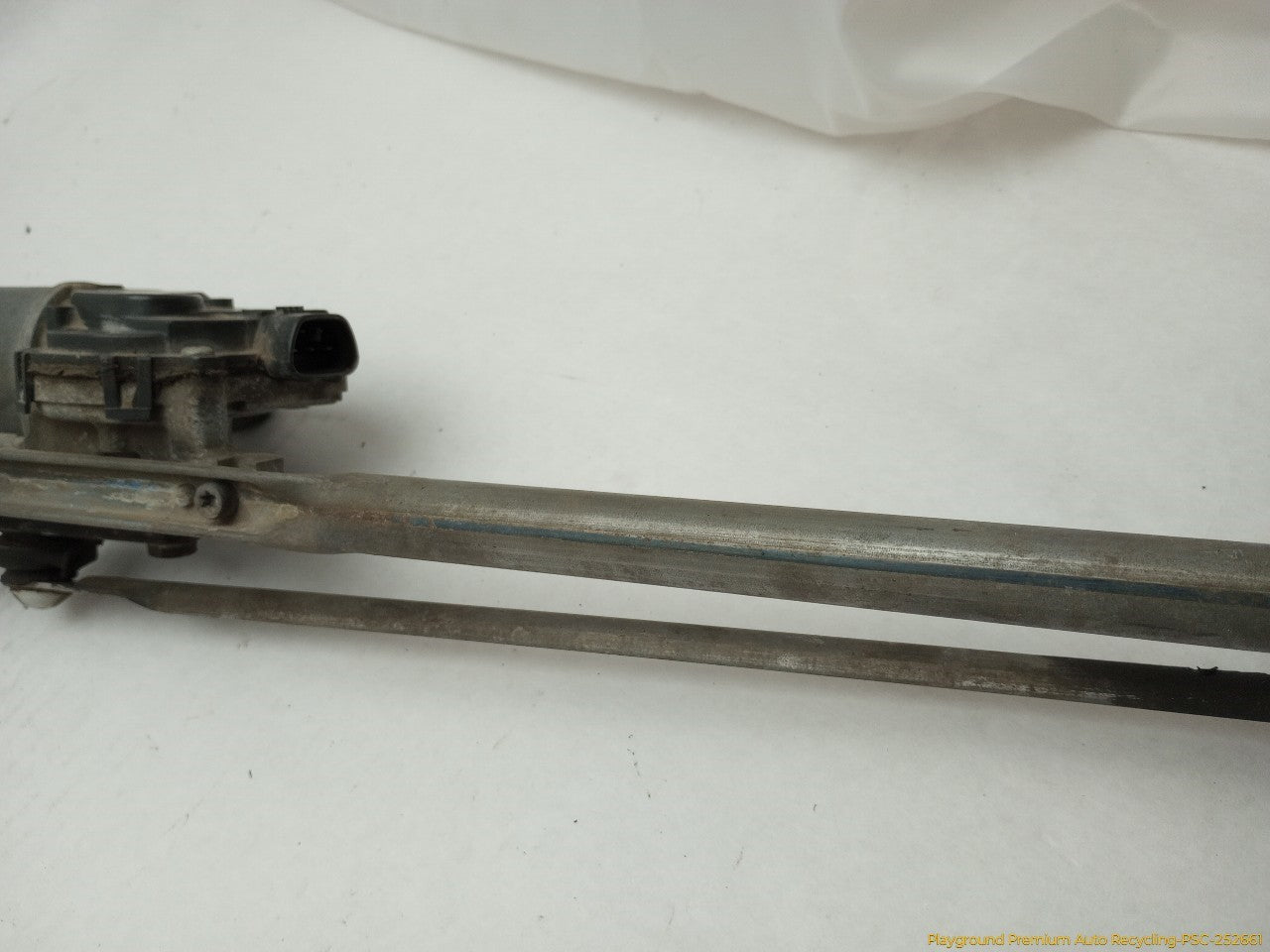 Hummer H3 Front Windshield Wiper Transmission & Motor