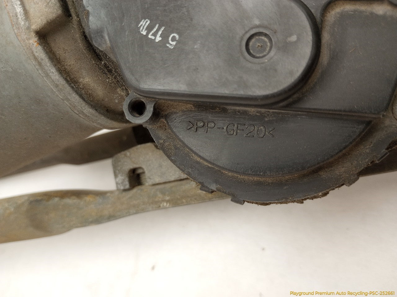 Hummer H3 Front Windshield Wiper Transmission & Motor