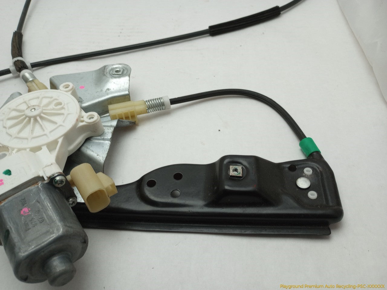 Hummer H3 Passenger Right Front Door Window Regulator