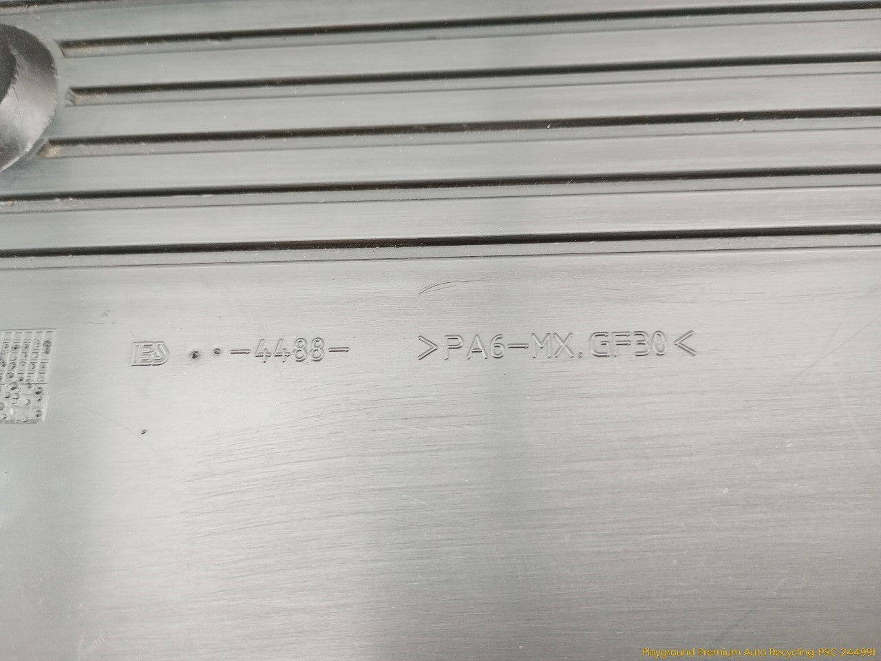 BMW 330XI Engine Fuel Rail Cover