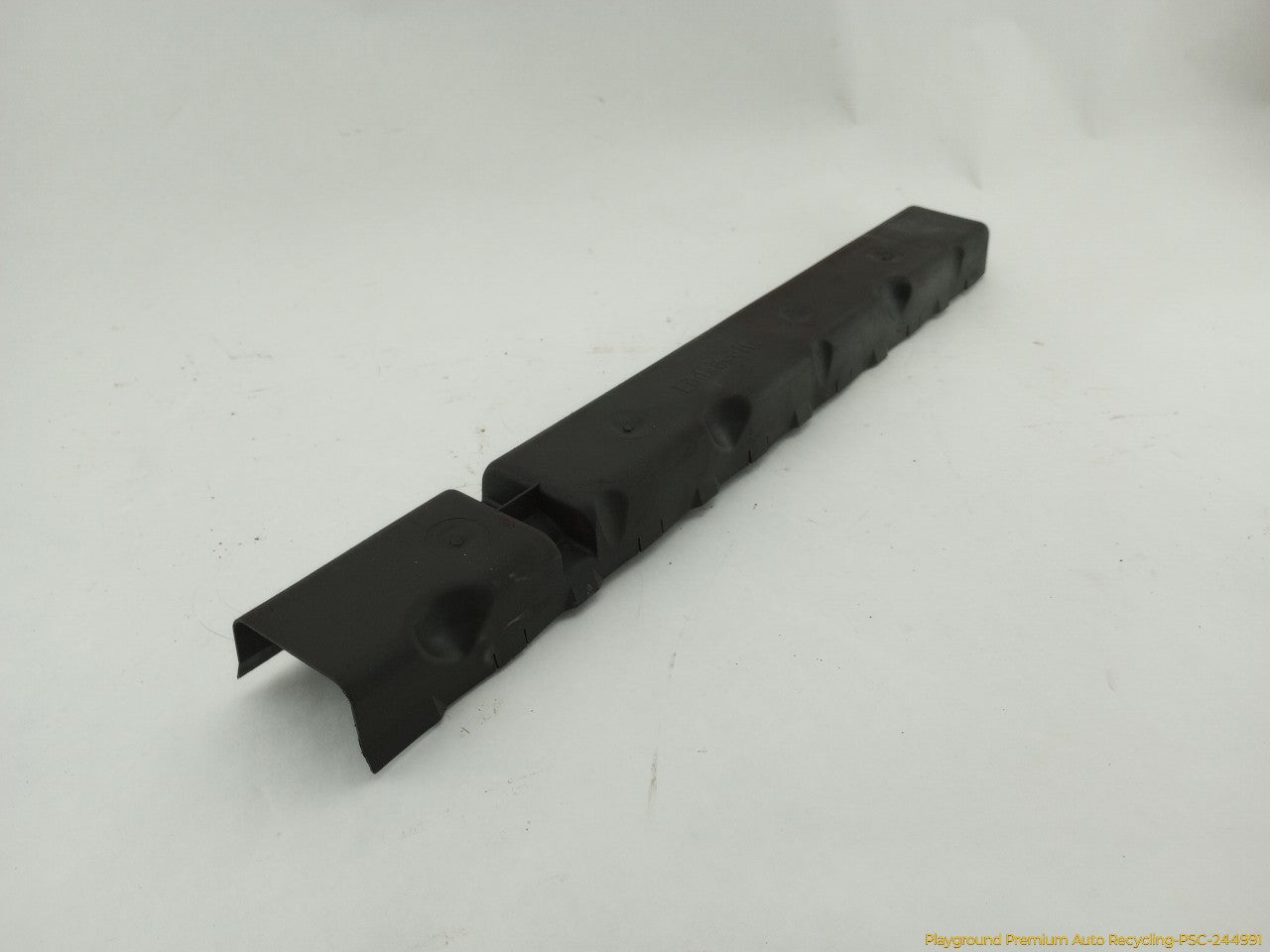 BMW 330XI Intake Camshaft Oil Splash Cover