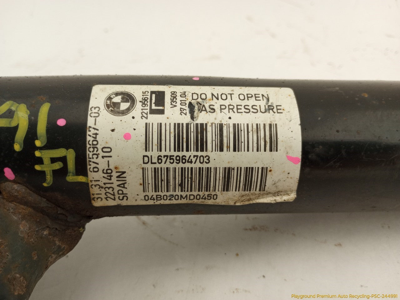 BMW 330XI Driver Left Front Strut