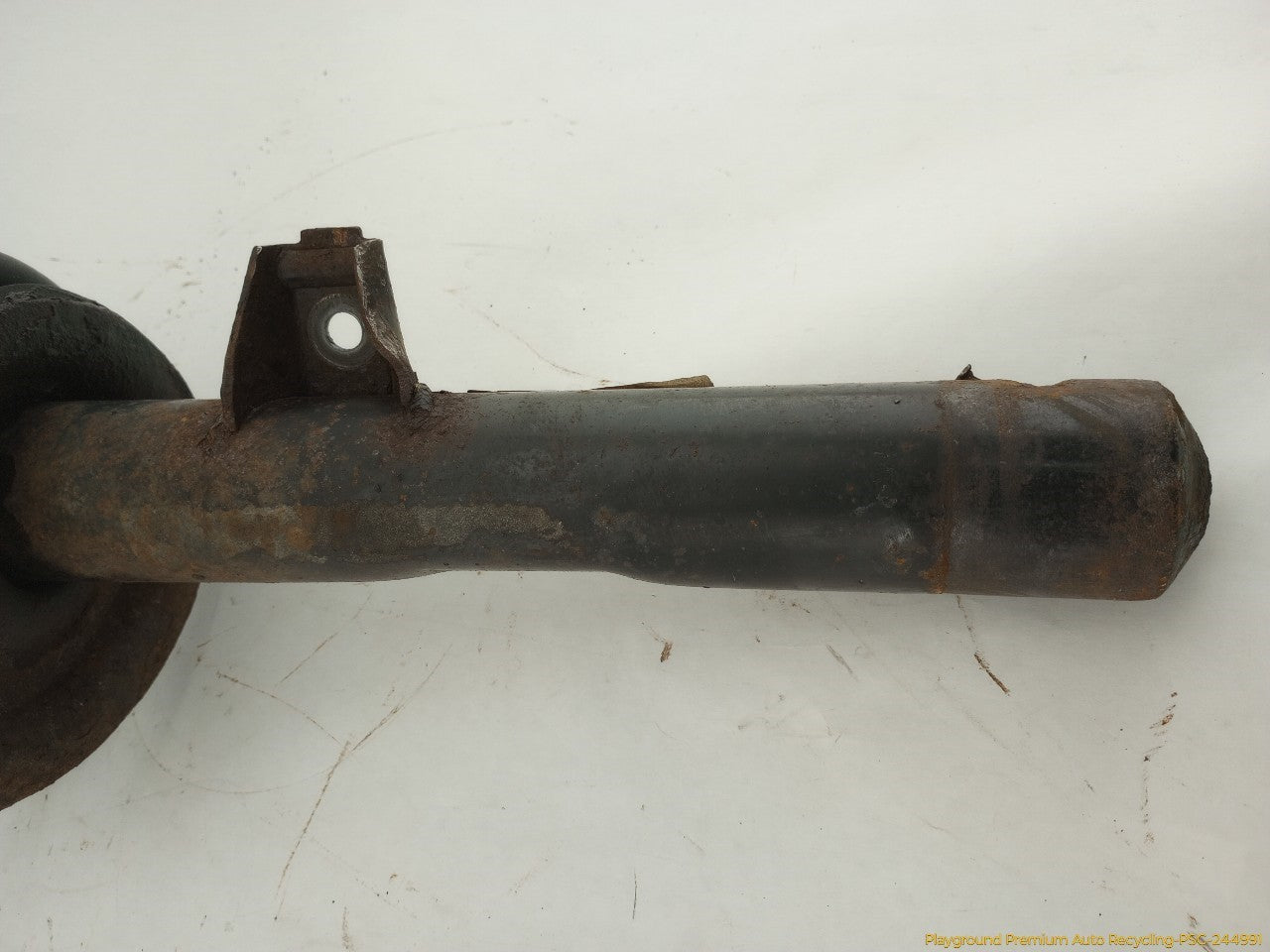 BMW 330XI Driver Left Front Strut