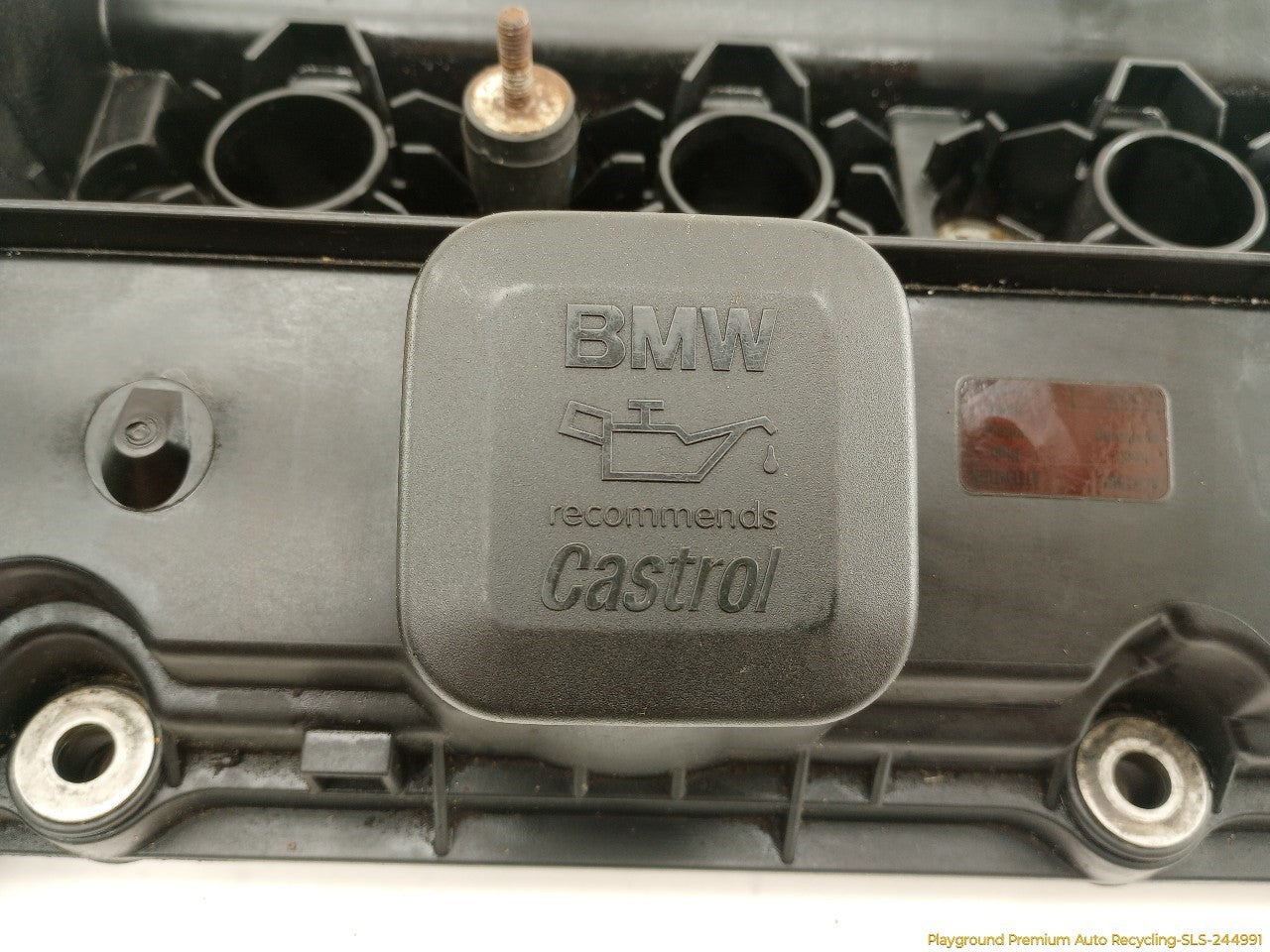BMW 330XI Engine Cylinder Head Cover