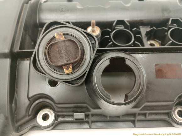 BMW 330XI Engine Cylinder Head Cover