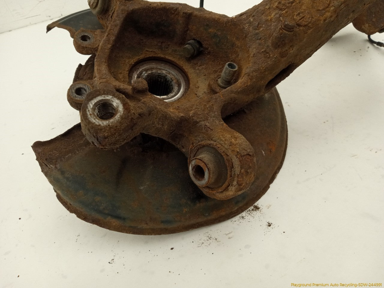 BMW 330XI Driver Left Rear Spindle Knuckle Hub