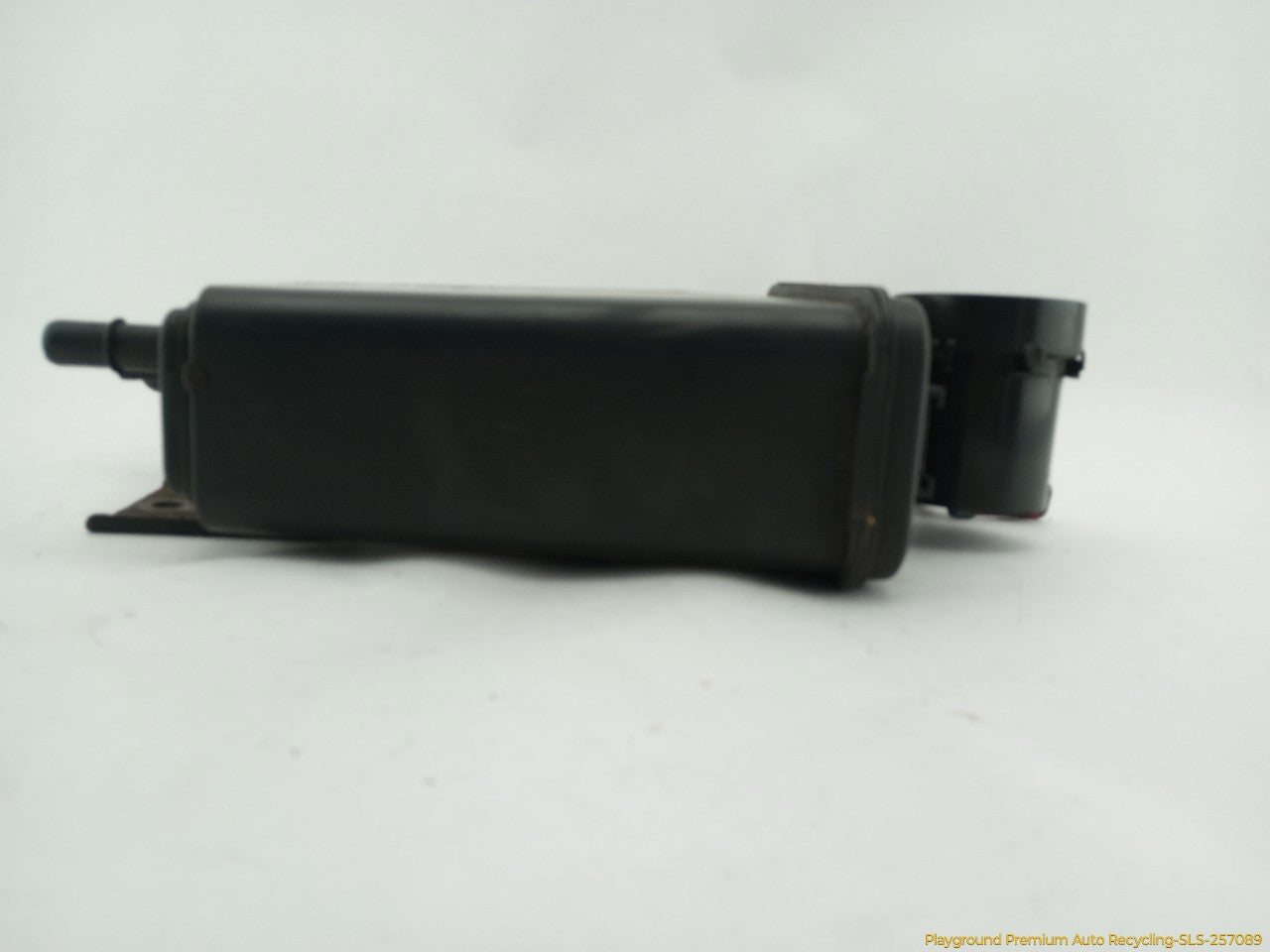 Hummer H3 Fuel Vapor Charcoal Canister - 0