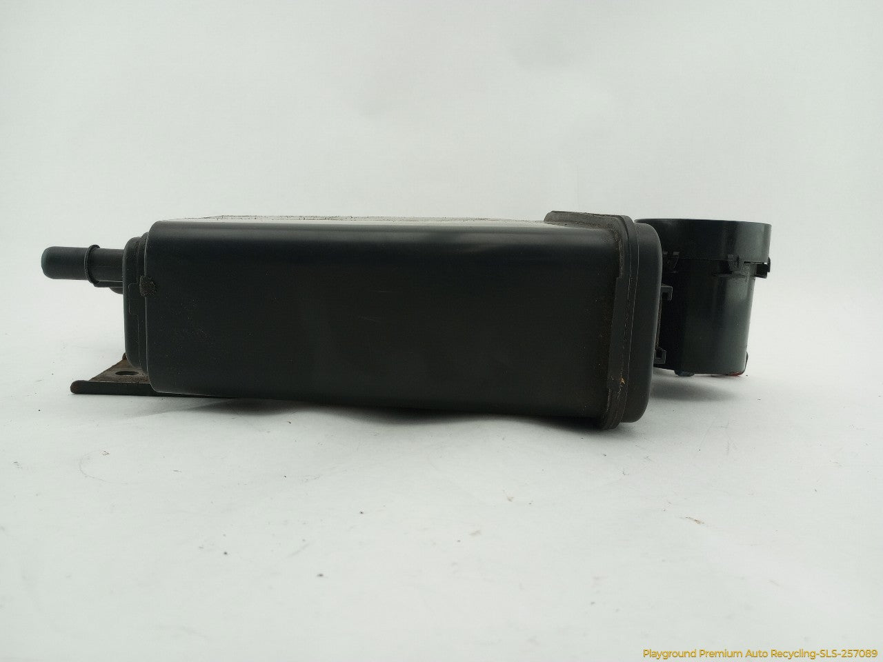 Hummer H3 Fuel Vapor Charcoal Canister