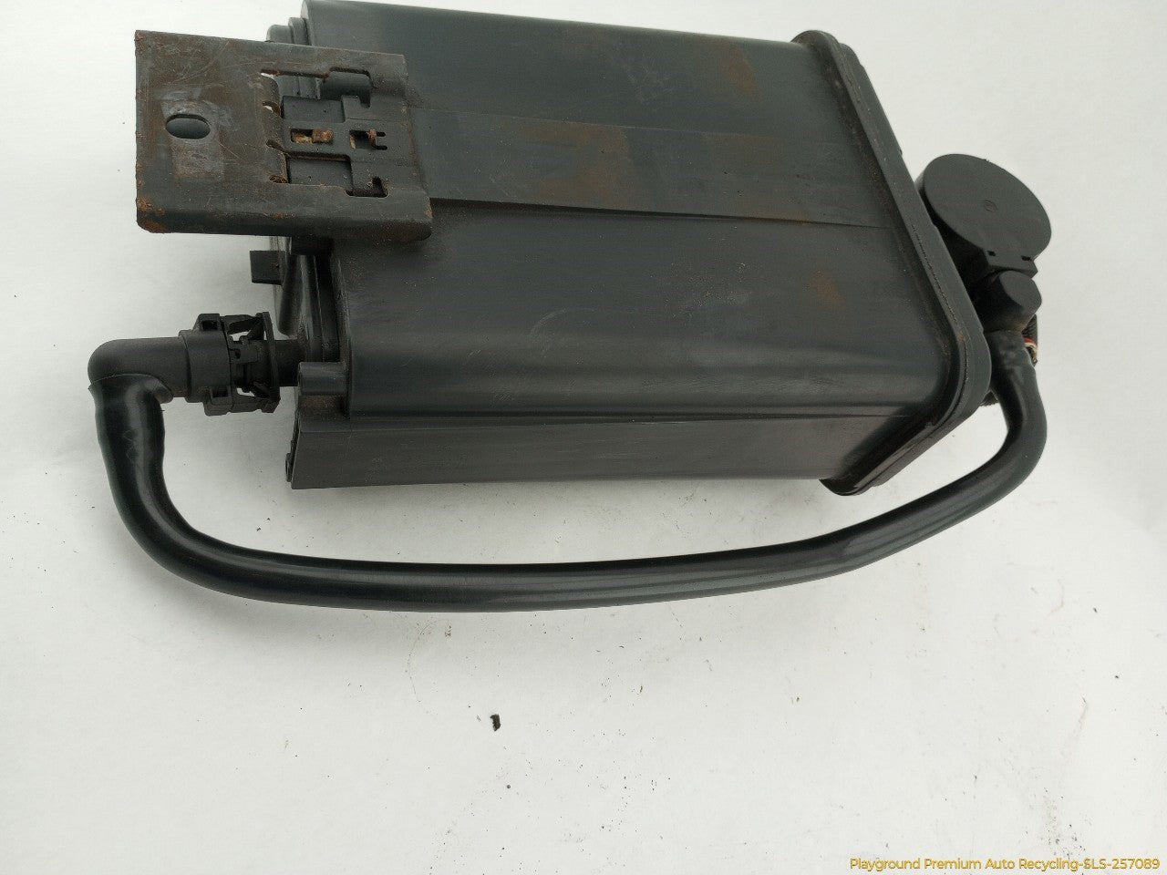 Hummer H3 Fuel Vapor Charcoal Canister