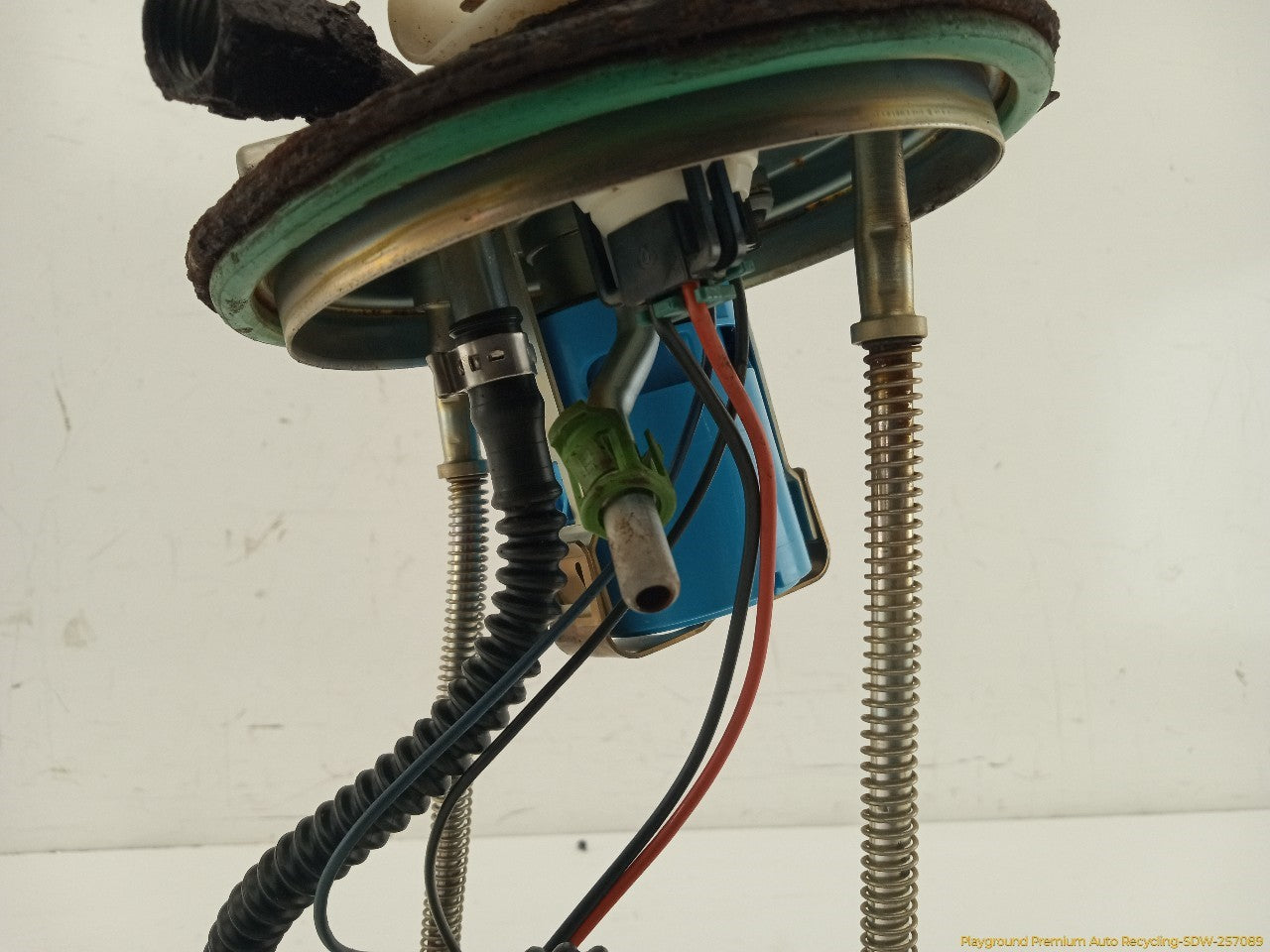 Hummer H3 Fuel Pump Sending Unit