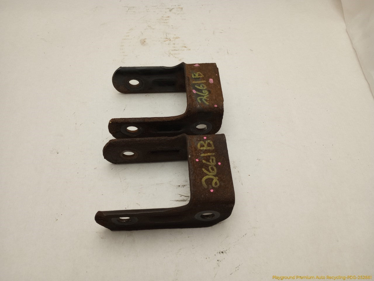Hummer H3 Pair Of Rear Leaf Spring Shackle Brackets