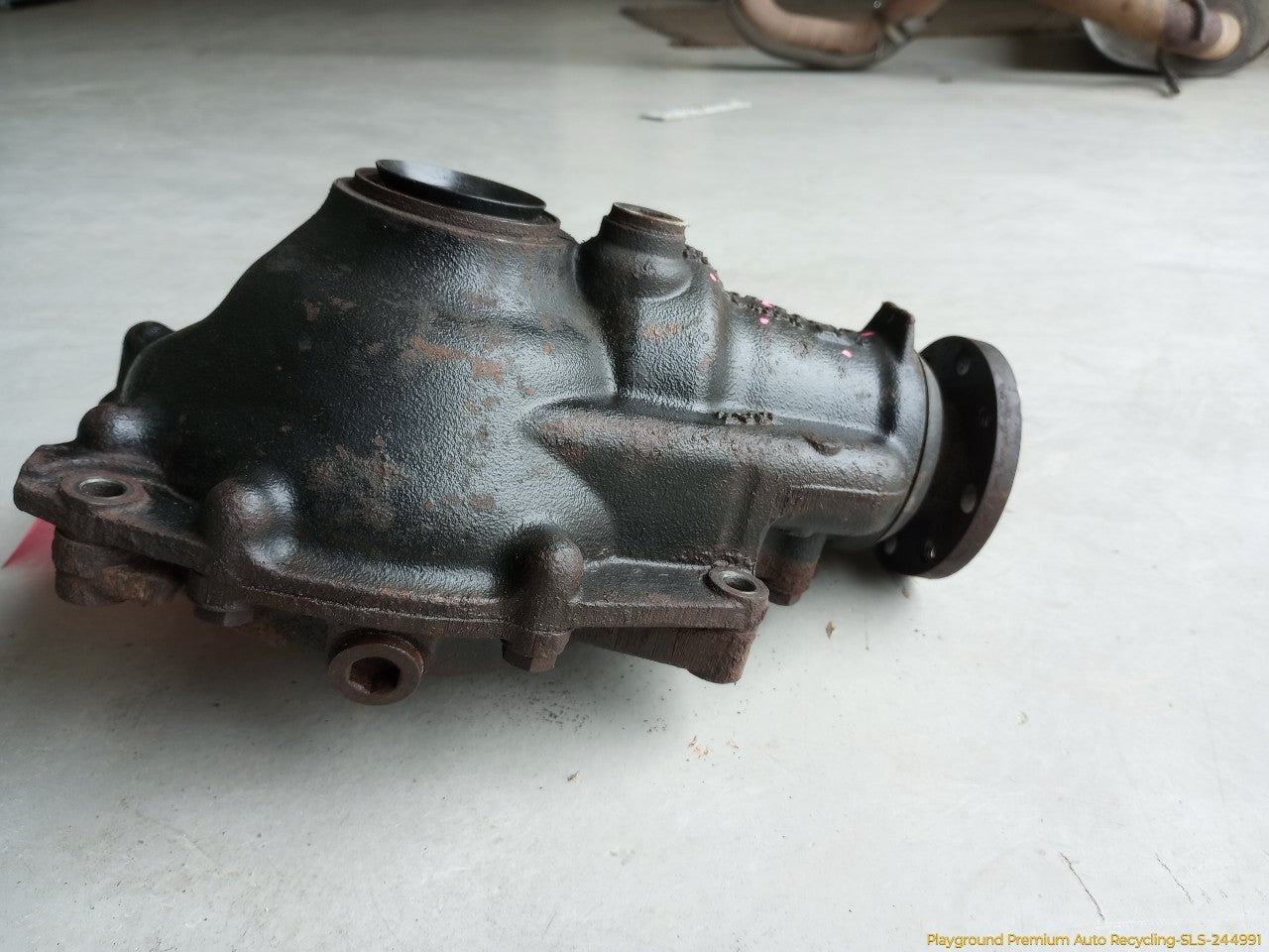 BMW 330XI Front Differential Carrier
