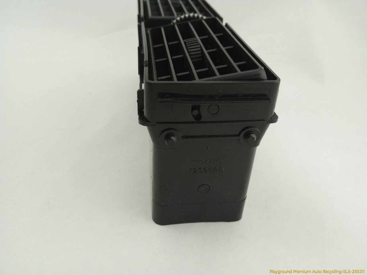 Volvo 240 Set Of 3 Dashboard Air Vents