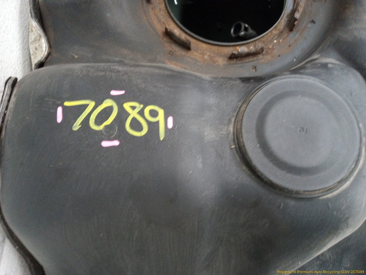 Hummer H3 Fuel Gas Tank - 0