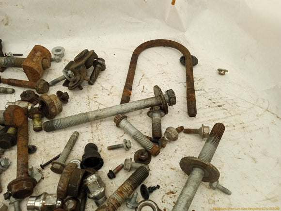 Hummer H3 Dismantling Hardware Fasteners Bolts & Nuts