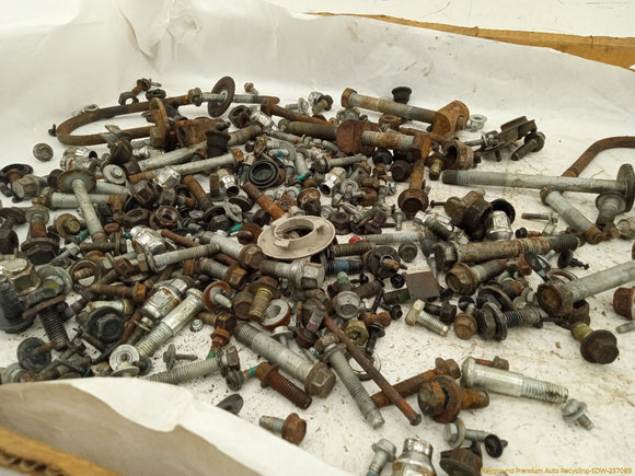 Hummer H3 Dismantling Hardware Fasteners Bolts & Nuts