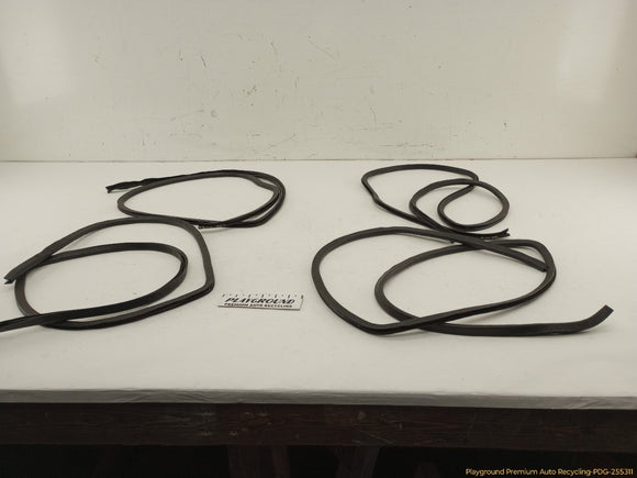 Volvo 240 Set Of 4 Door Seal Weatherstrip Moldings