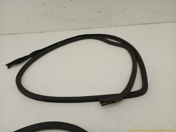 Volvo 240 Set Of 4 Door Seal Weatherstrip Moldings