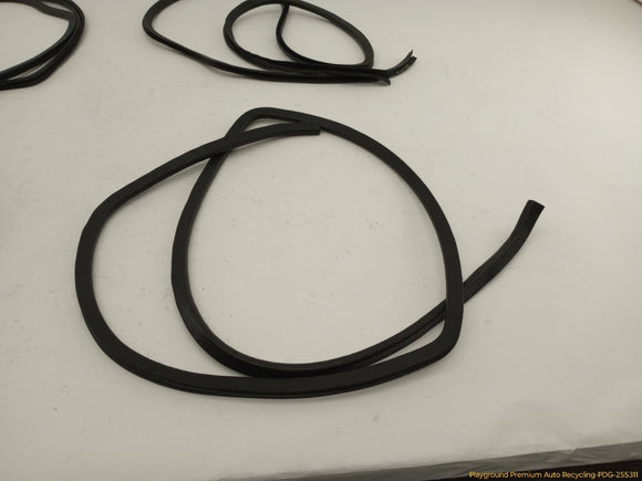 Volvo 240 Set Of 4 Door Seal Weatherstrip Moldings
