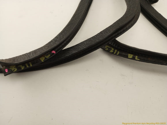 Volvo 240 Set Of 4 Door Seal Weatherstrip Moldings