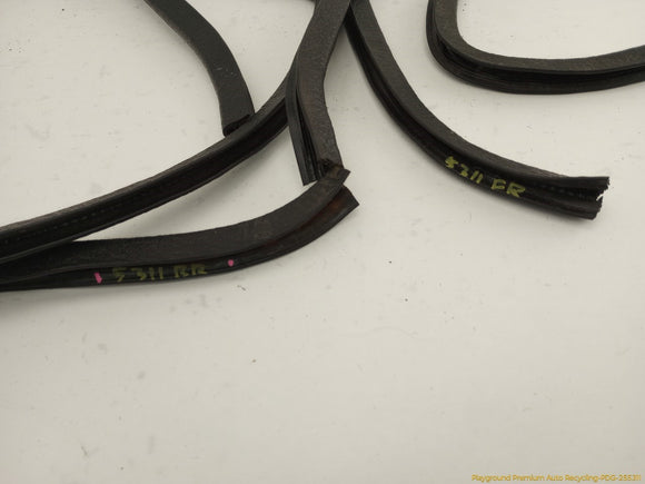 Volvo 240 Set Of 4 Door Seal Weatherstrip Moldings