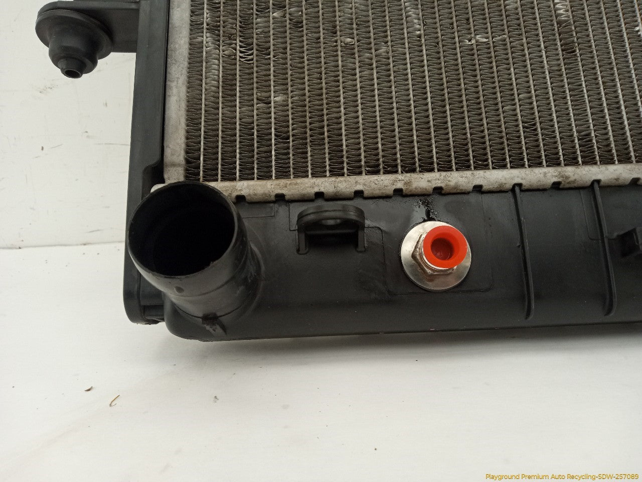 Hummer H3 Radiator - 0