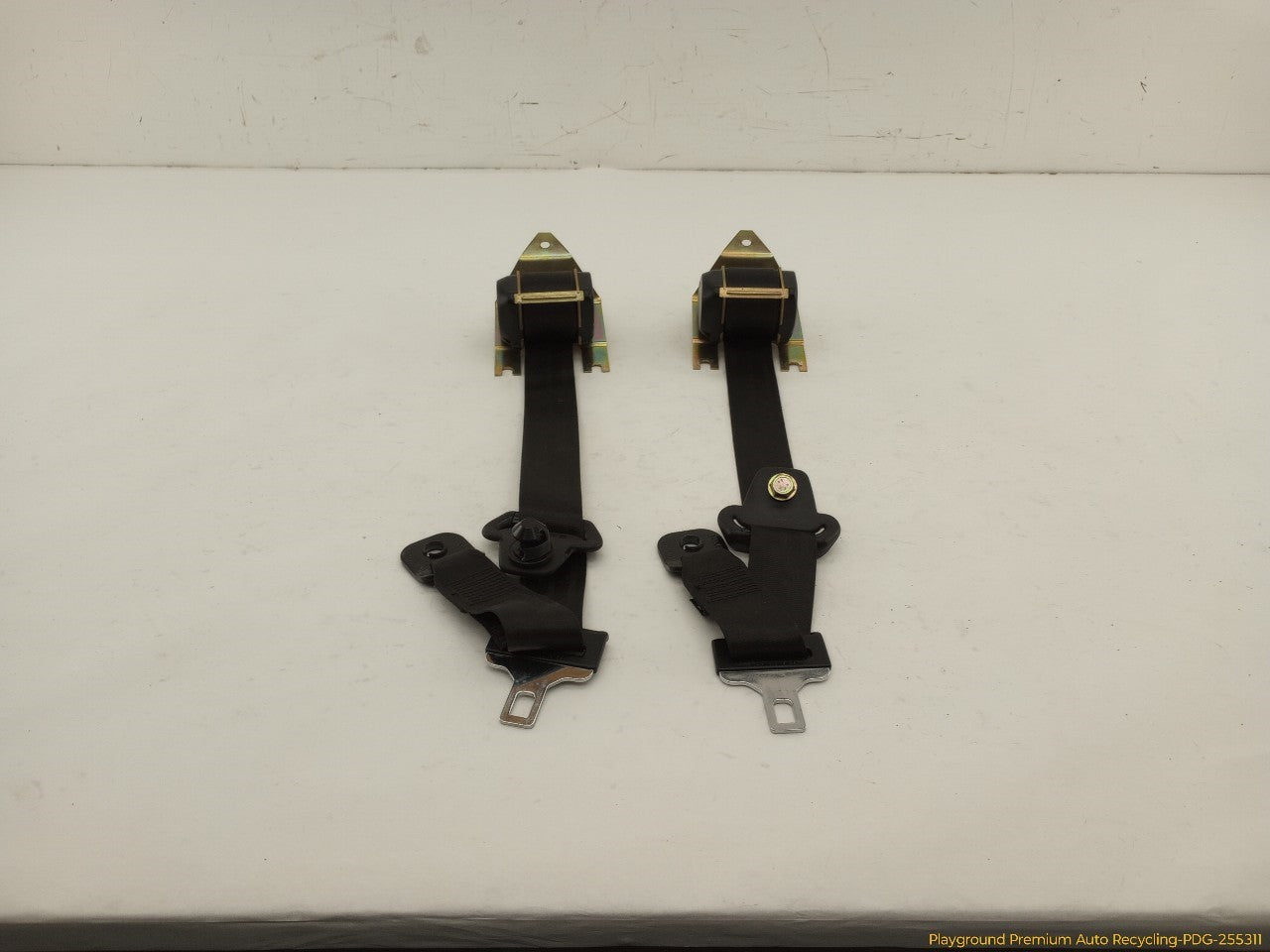 Volvo 240 Pair Of Rear Seat Belt Retractors - 0