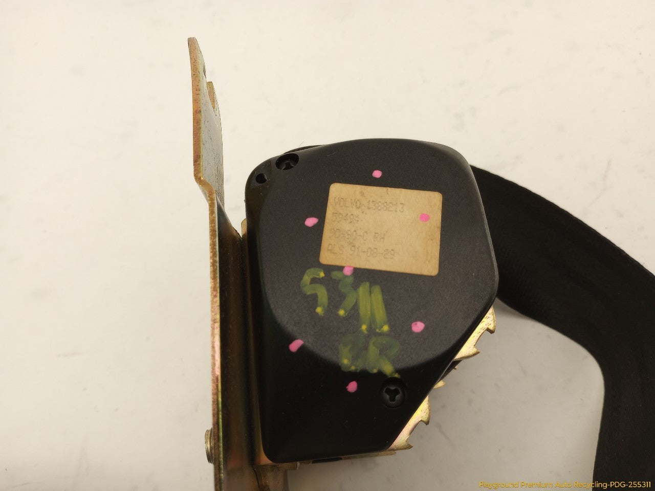 Volvo 240 Pair Of Rear Seat Belt Retractors