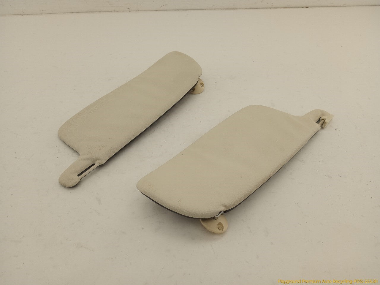 Volvo 240 Pair Of Sun Visors