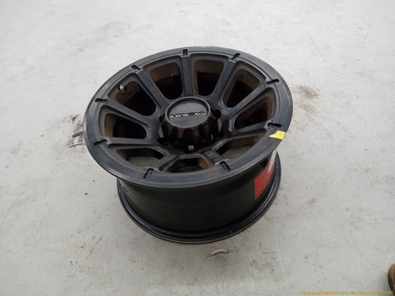 Hummer H3 Aftermarket Single Alloy Wheel 9 Spoke